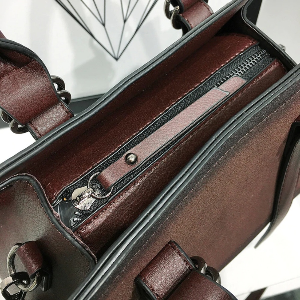 Duke Hudson- Leather Shoulder Bag - Picture 8 of 12